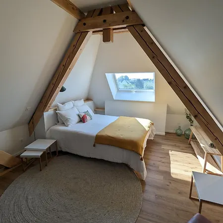 La Maison D'enfance *
