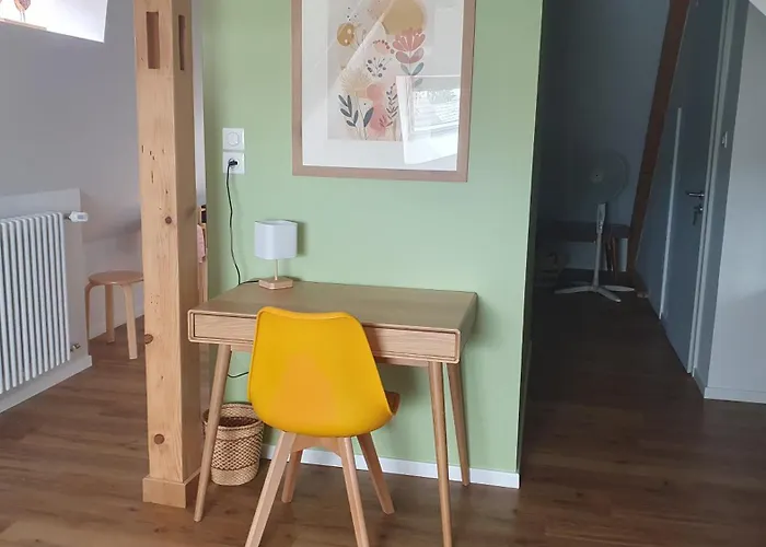 La Maison D'enfance Bed & Breakfast